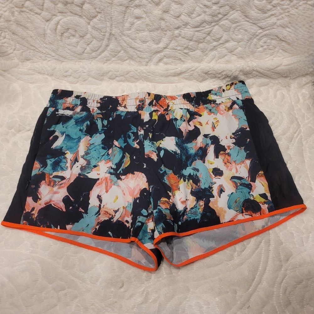 Fabletics Fallon Compression Lined Athletic Short… - image 3